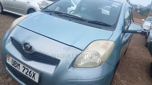 Toyota Vitz 2009 Green