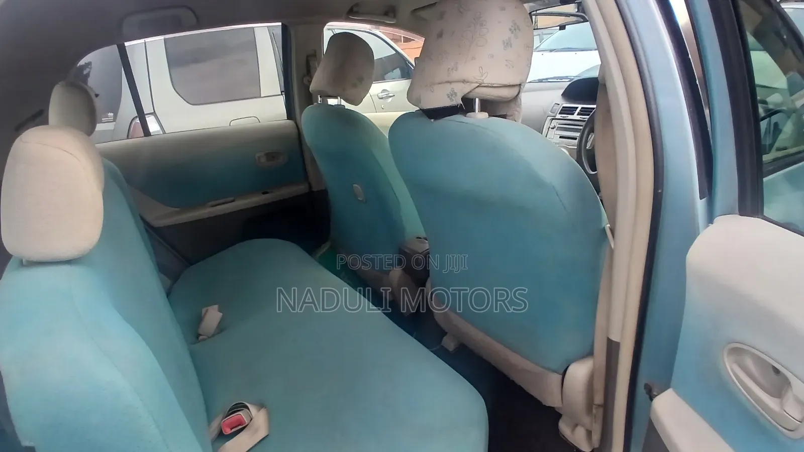 Toyota Vitz 2009 Green