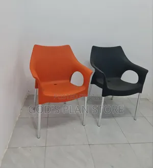 Full Armfull Plastic Chairs Plastic Chairs
