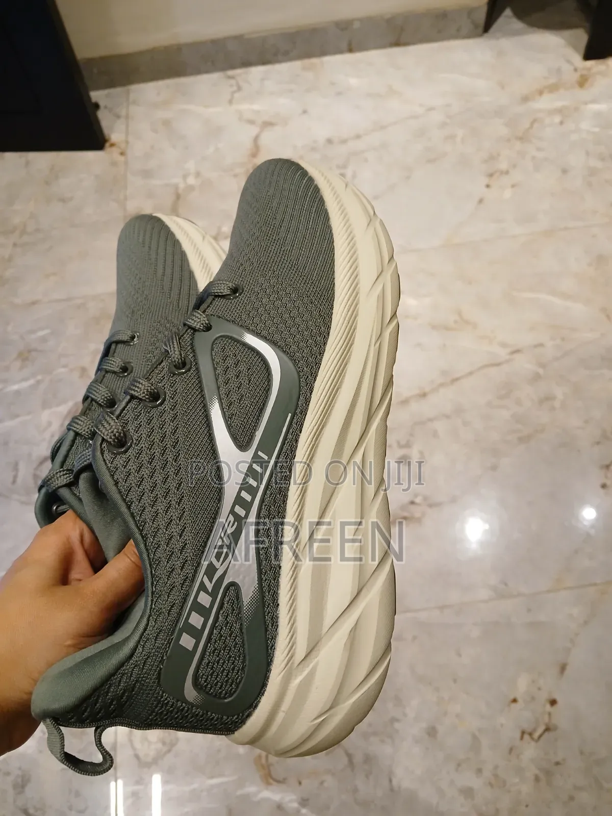 Sports Shoes
