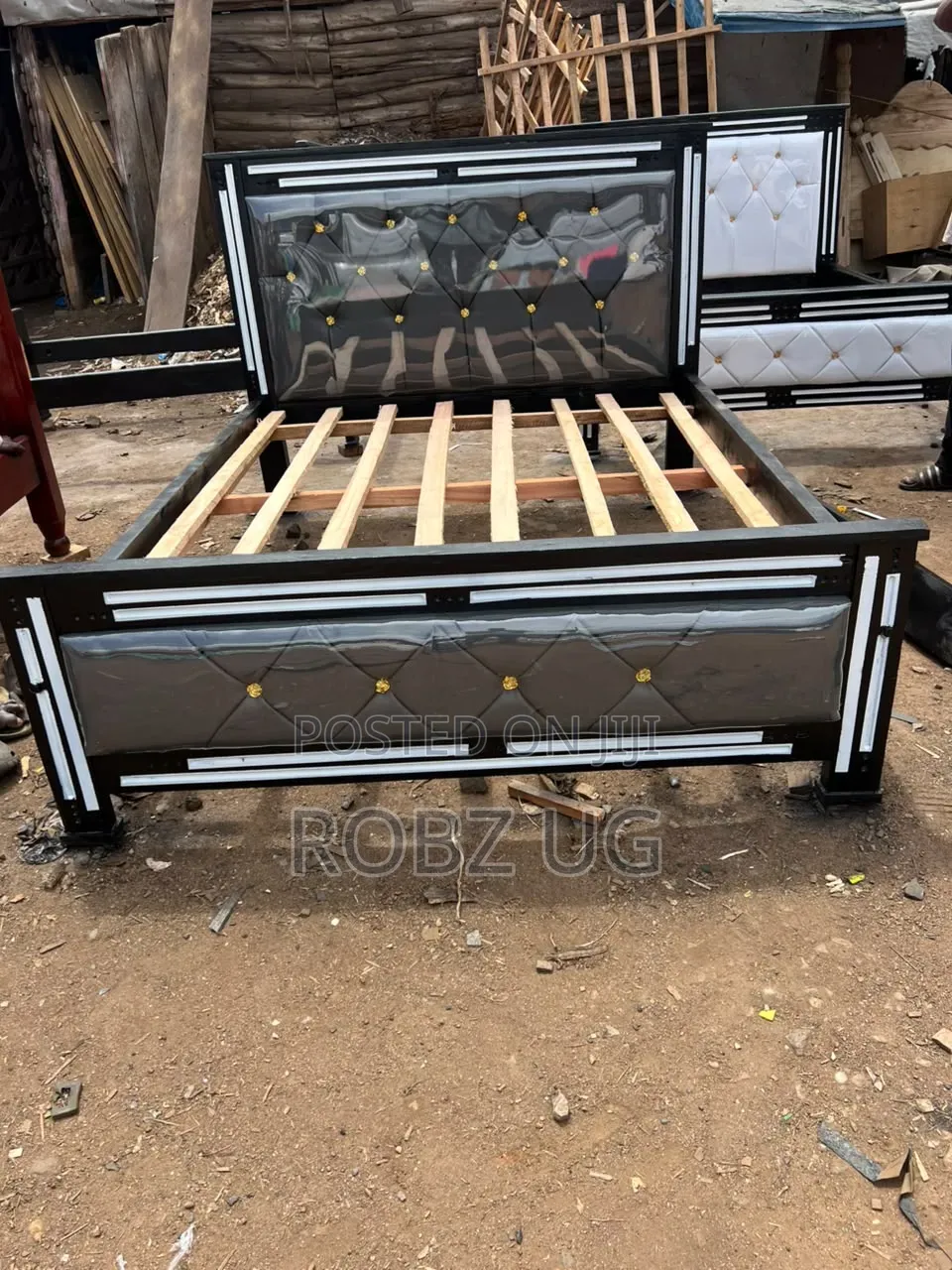 Grey Leather Bed 5*6