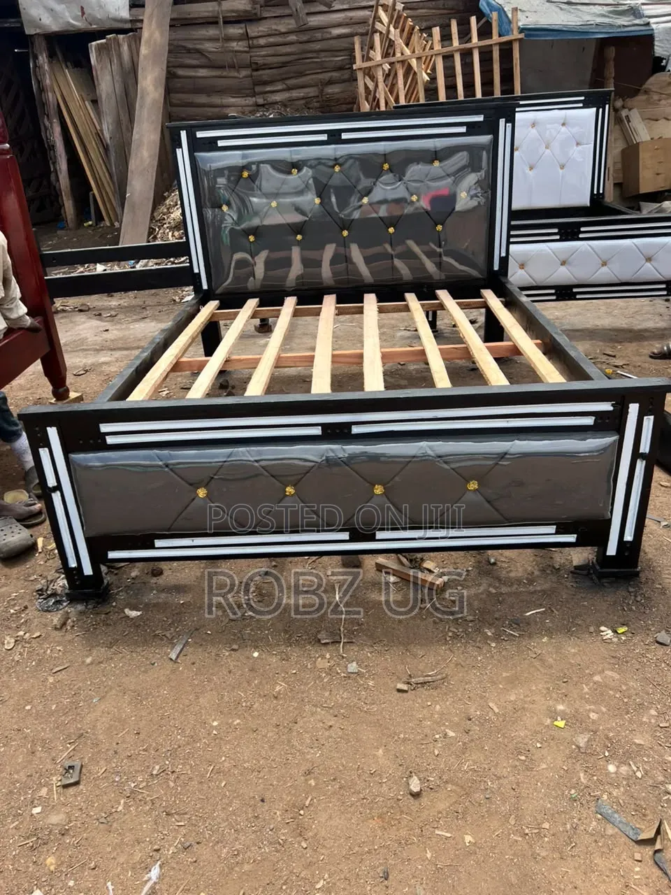 Grey Leather Bed 5*6