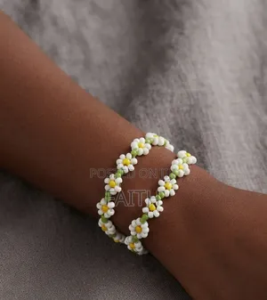 Daisy Bloom Braclet
