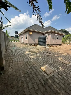 4bdrm House in Mukono Nakifuma At, Kawempe for sale