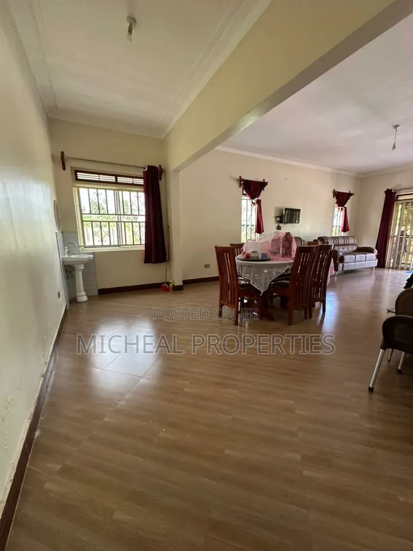 4bdrm House in Mukono Nakifuma At, Kawempe for sale