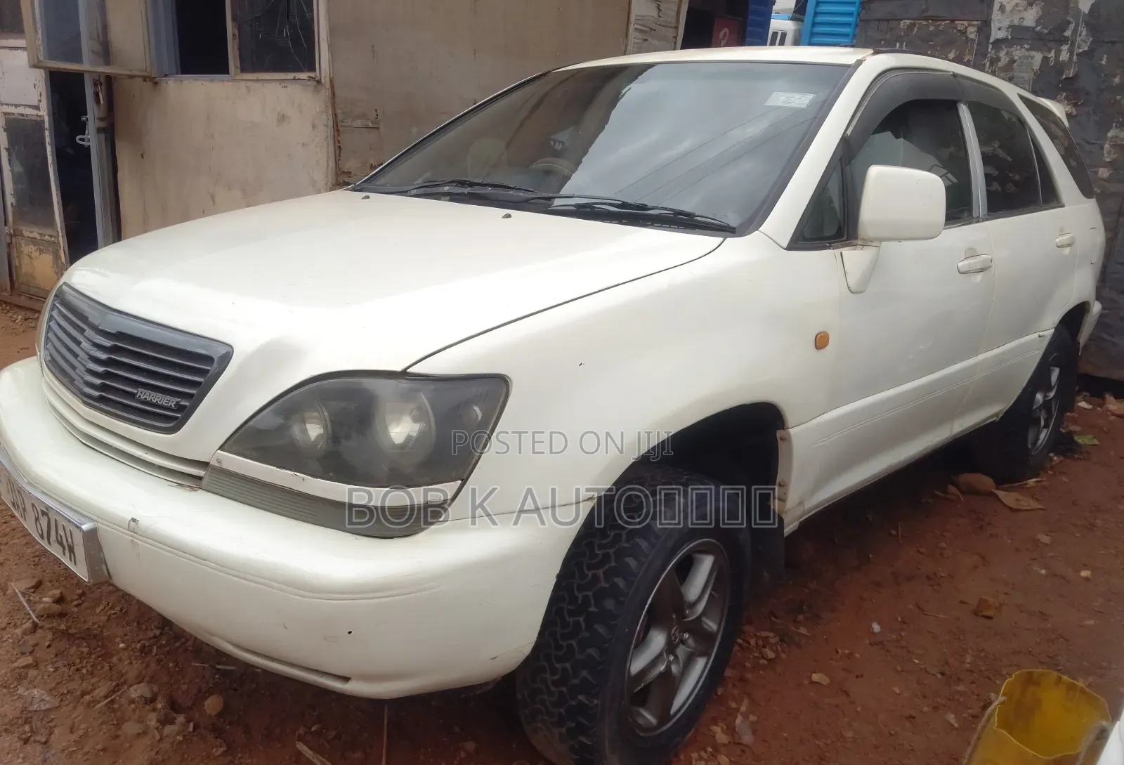 Toyota Harrier 3.0 V6 2000 White