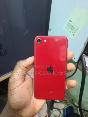 Apple iPhone 8 64 GB Red