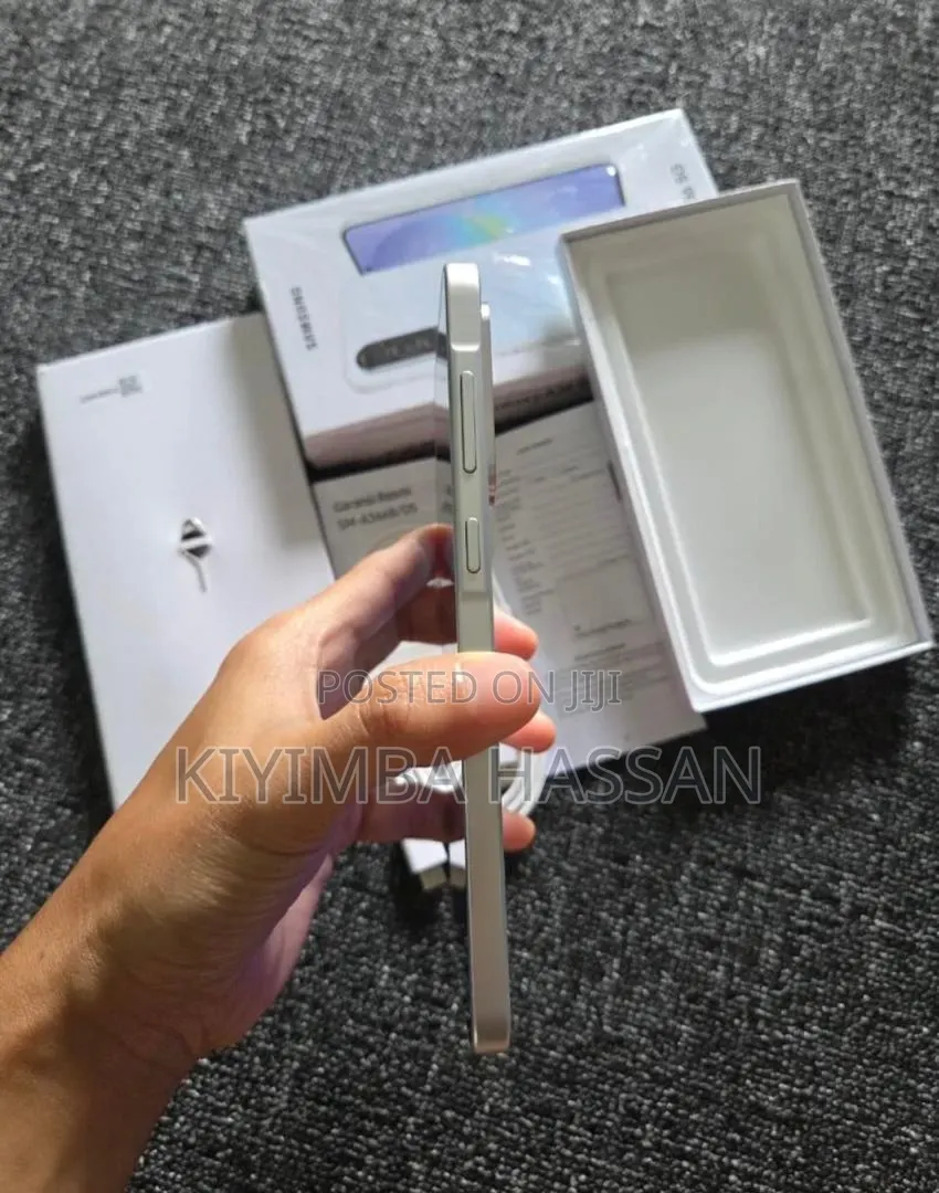 New Samsung Galaxy A36 256 GB White