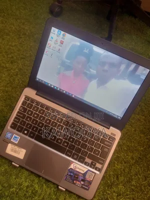 Laptop Asus A52JT 4GB Intel Celeron SSD 60GB