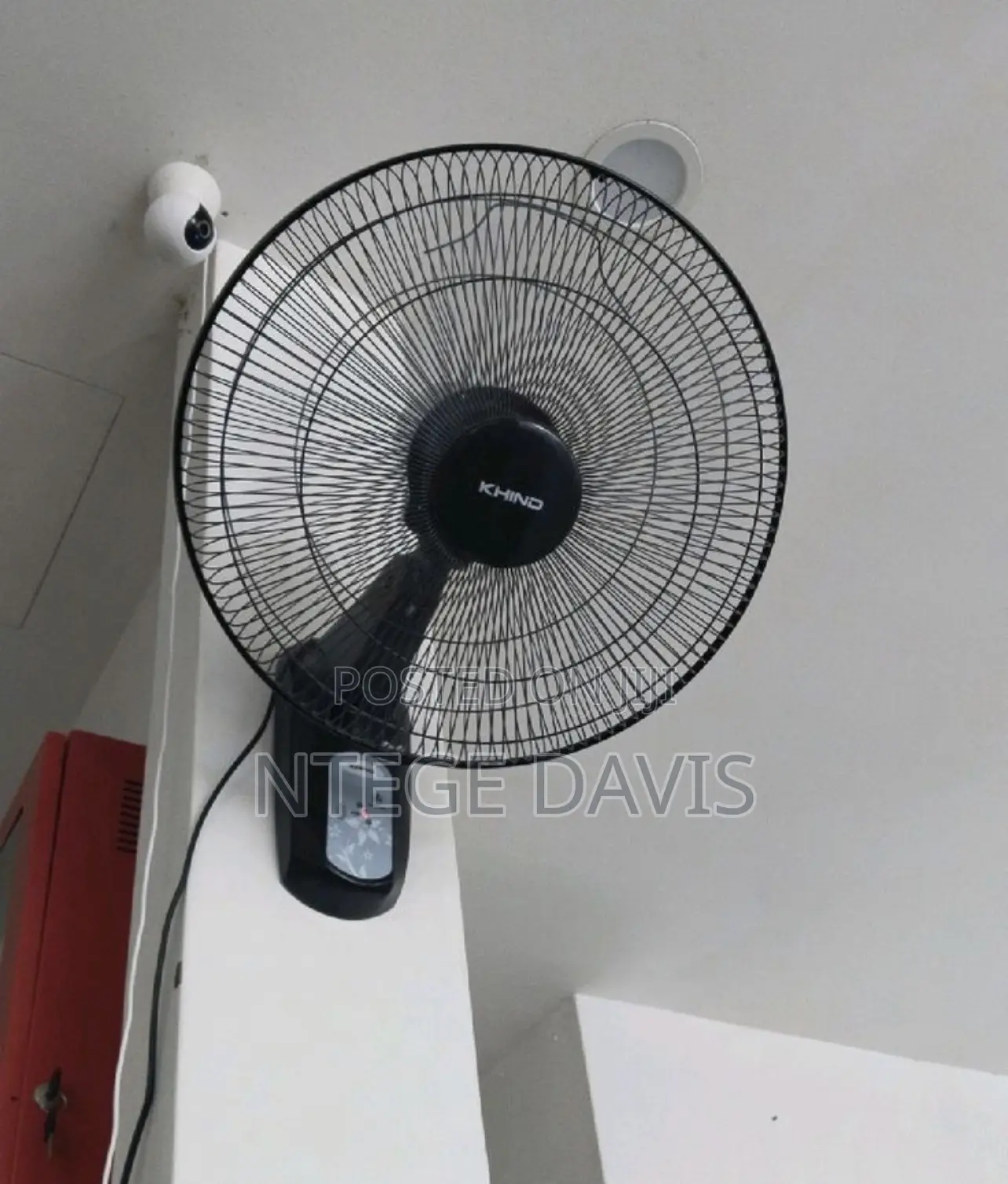 Wall Stand Fan.