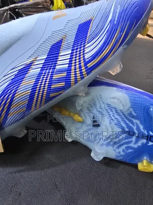 Predator Football Shoes Blue