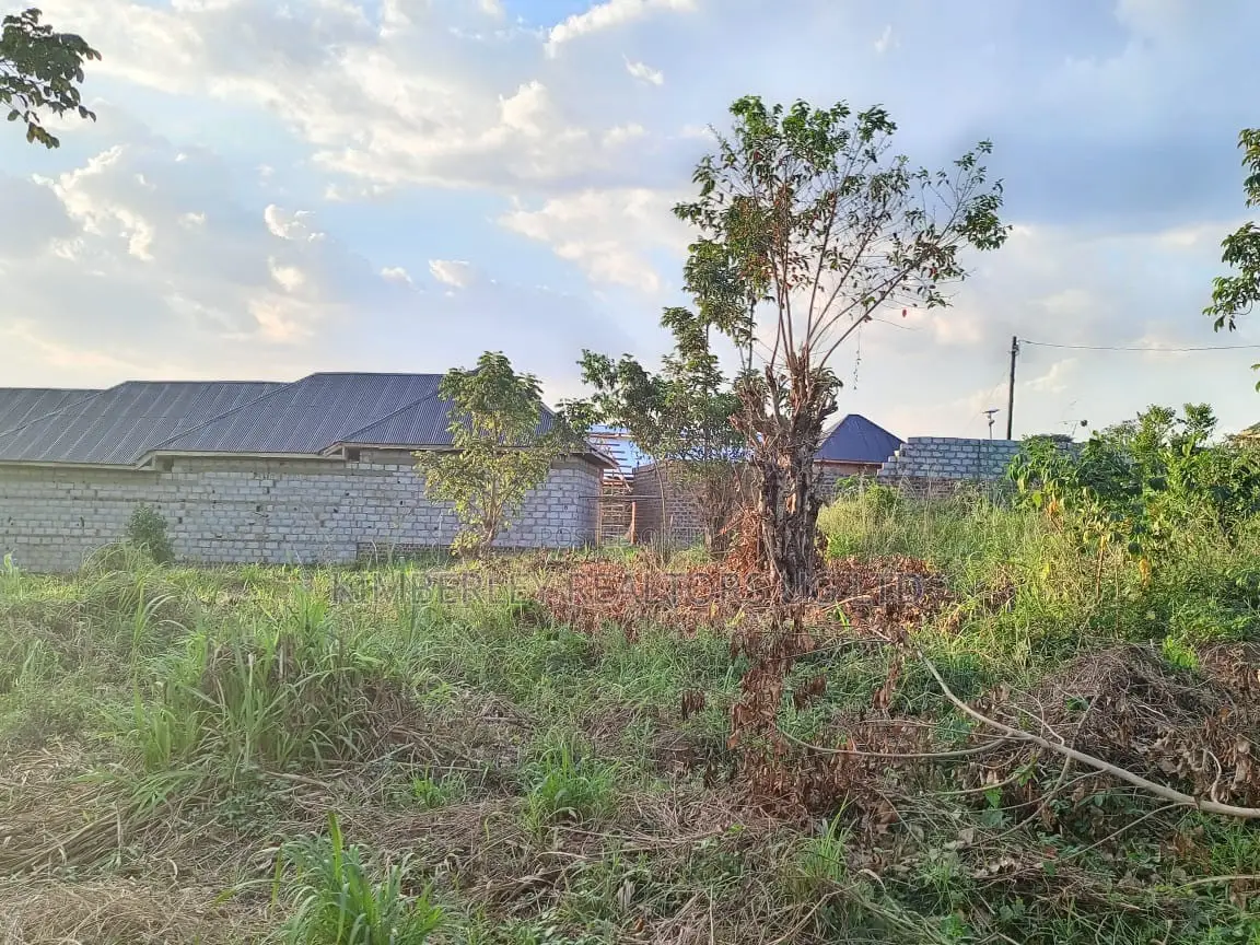  70×100ft Plot for Sale – Matugga Kiloro Kabale