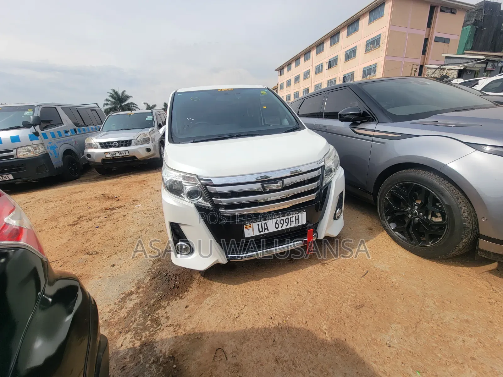 Toyota Noah 2016 White