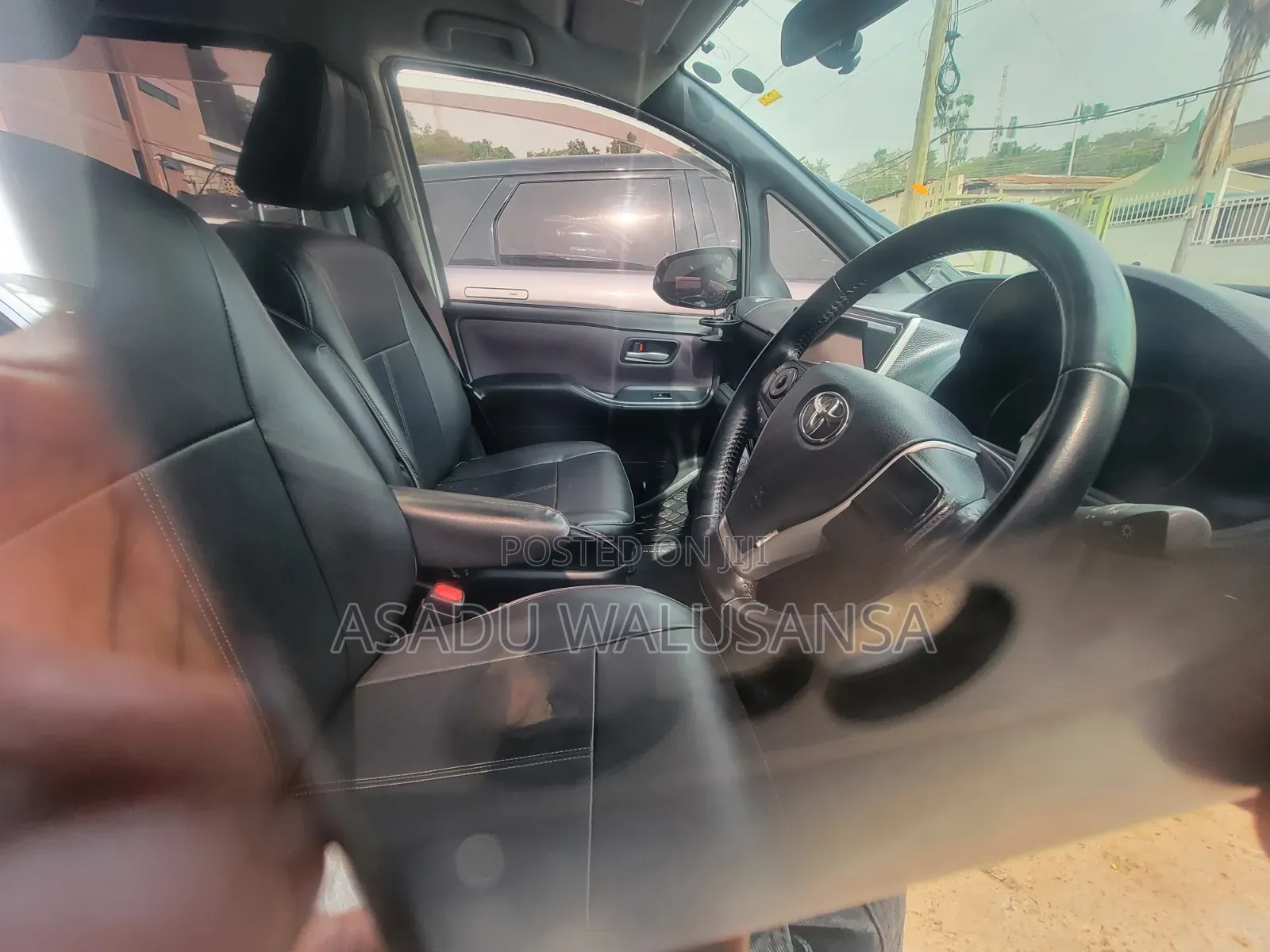Toyota Noah 2016 White