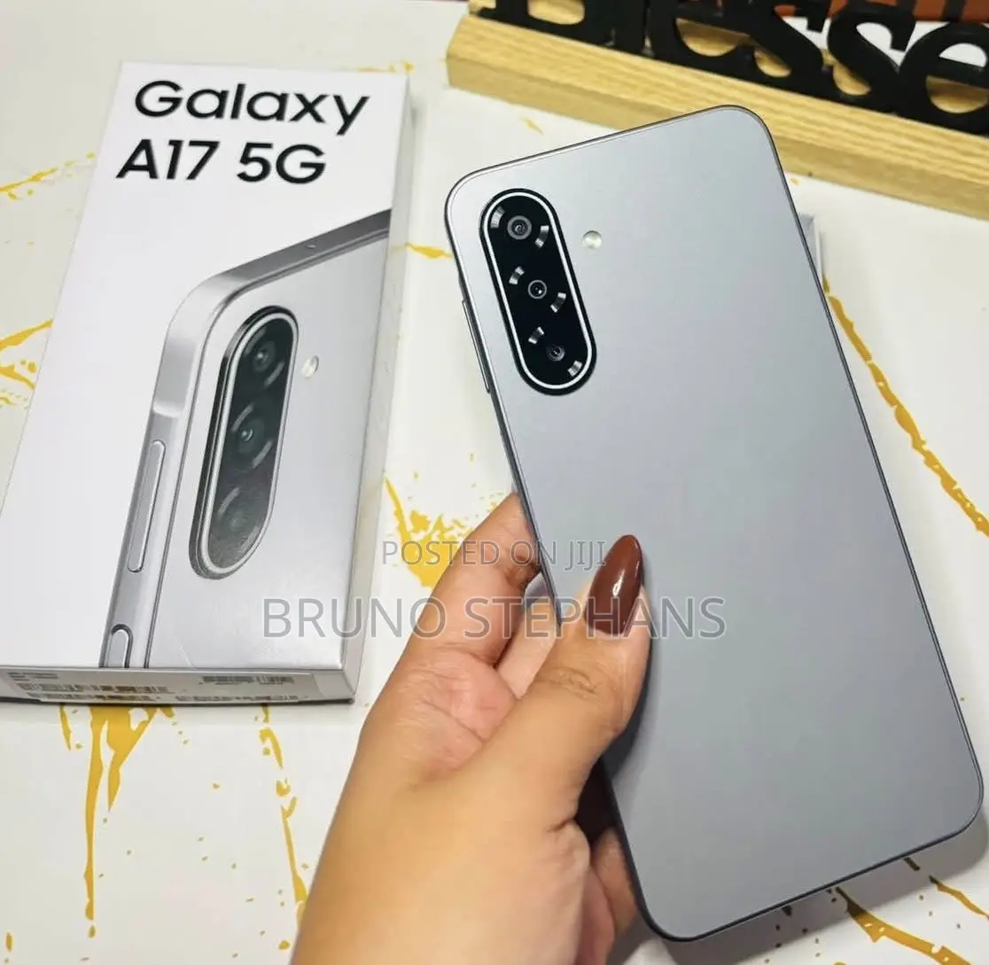 New Samsung Galaxy A17 5G 256 GB Silver