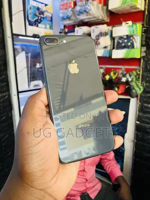 Apple iPhone 8 Plus 64 GB Black