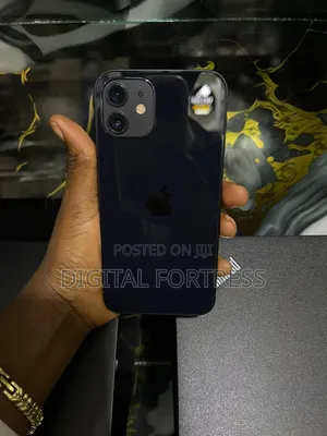 Apple iPhone 12 64 GB Black