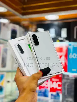 New Samsung Galaxy A56 256 GB White