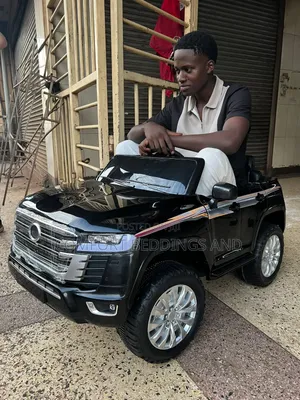 Land Cruiser Rechargeable Car Black