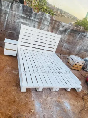 Pallet Bed