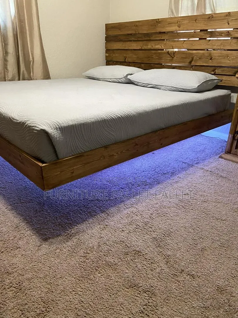 Pallet Floating Bed