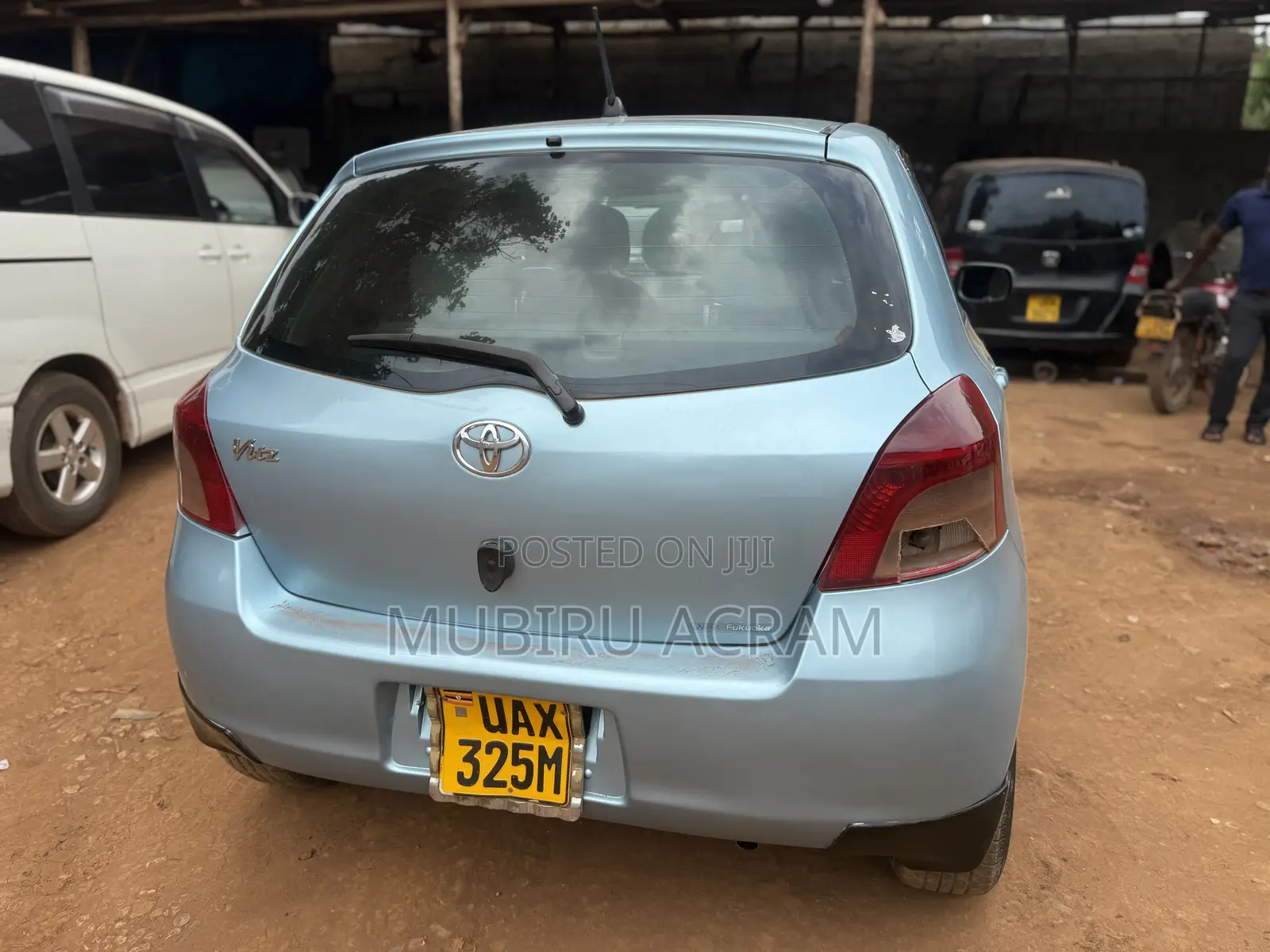 Toyota Vitz 2009 Blue