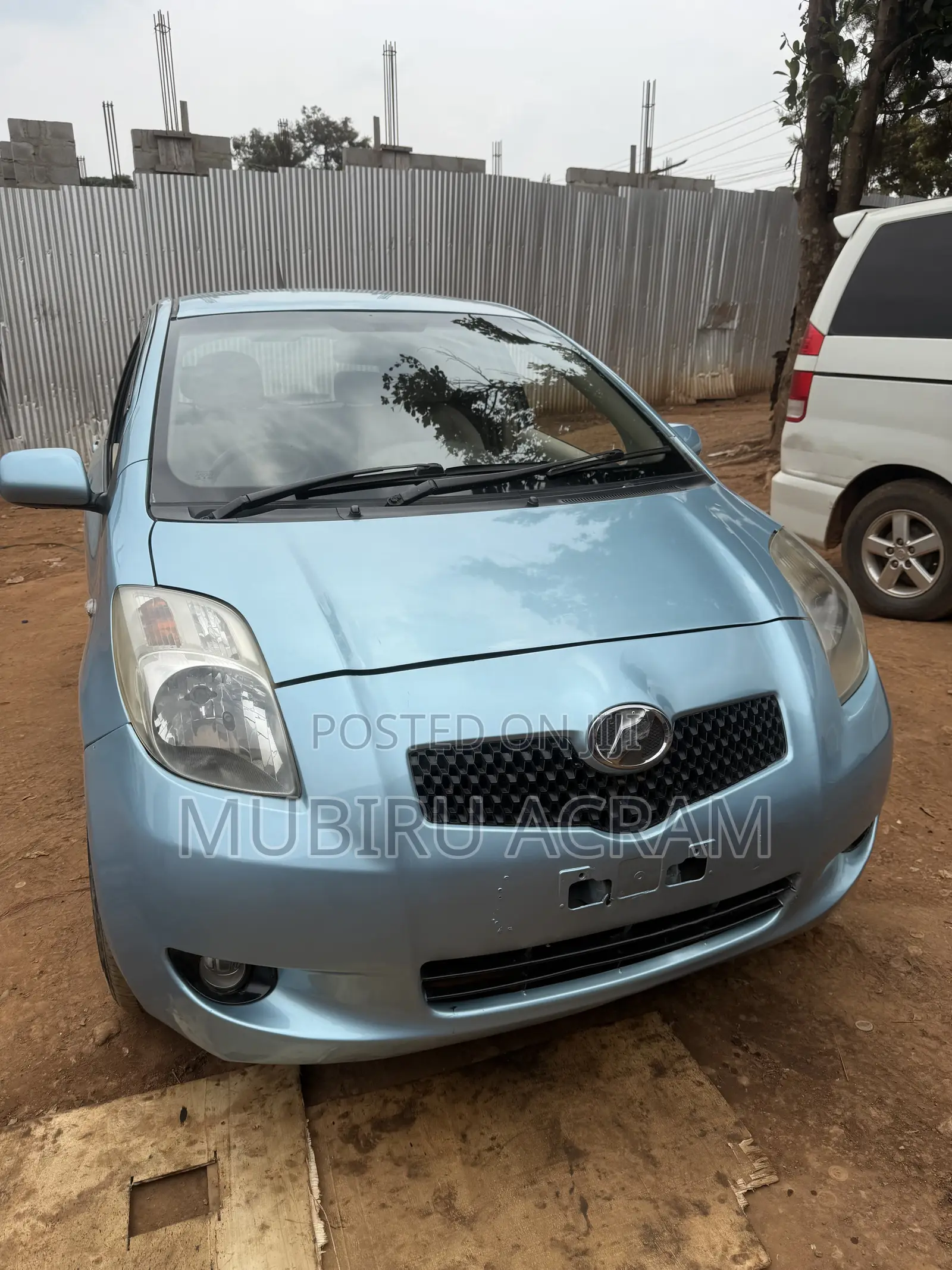 Toyota Vitz 2009 Blue