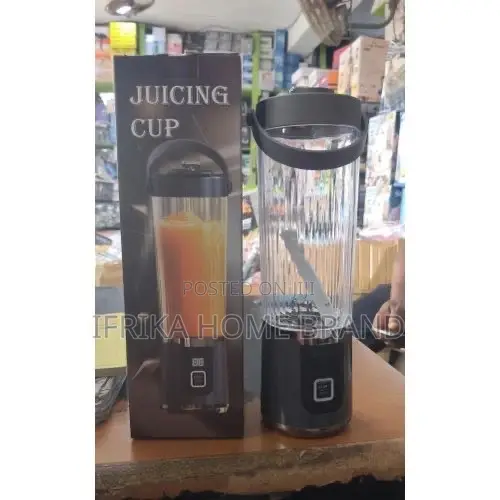 Electric Juicer Blender and Smoothie Maker