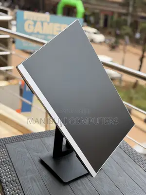 Ultra Monitor IPs 22 Inch Screen