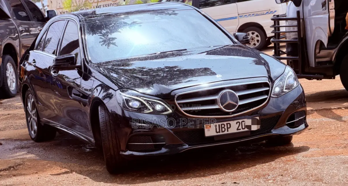 Mercedes-Benz E300 2013 Black