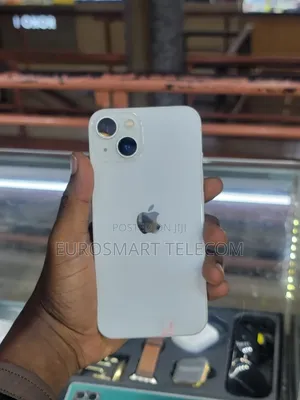 Apple iPhone 13 256 GB White