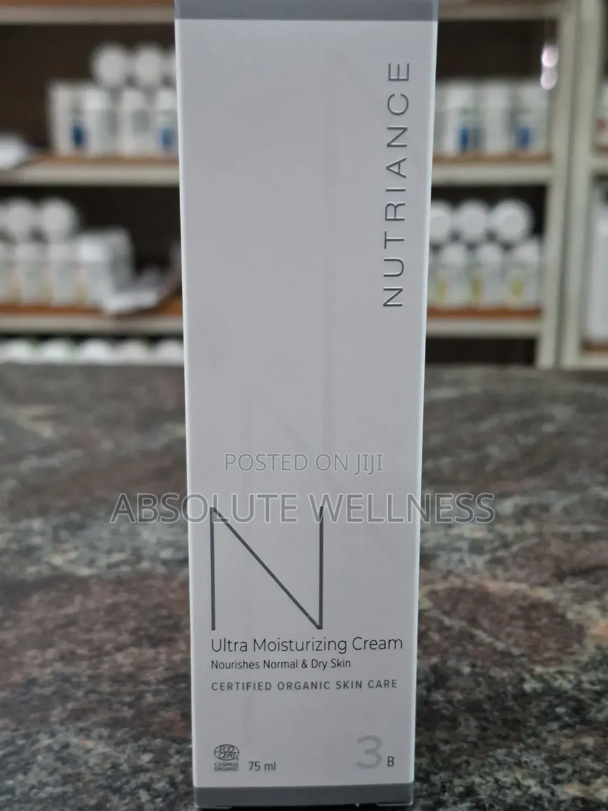 ULTRA MOISTURIZING CREAM-Nourishes Normal and Dry Skin