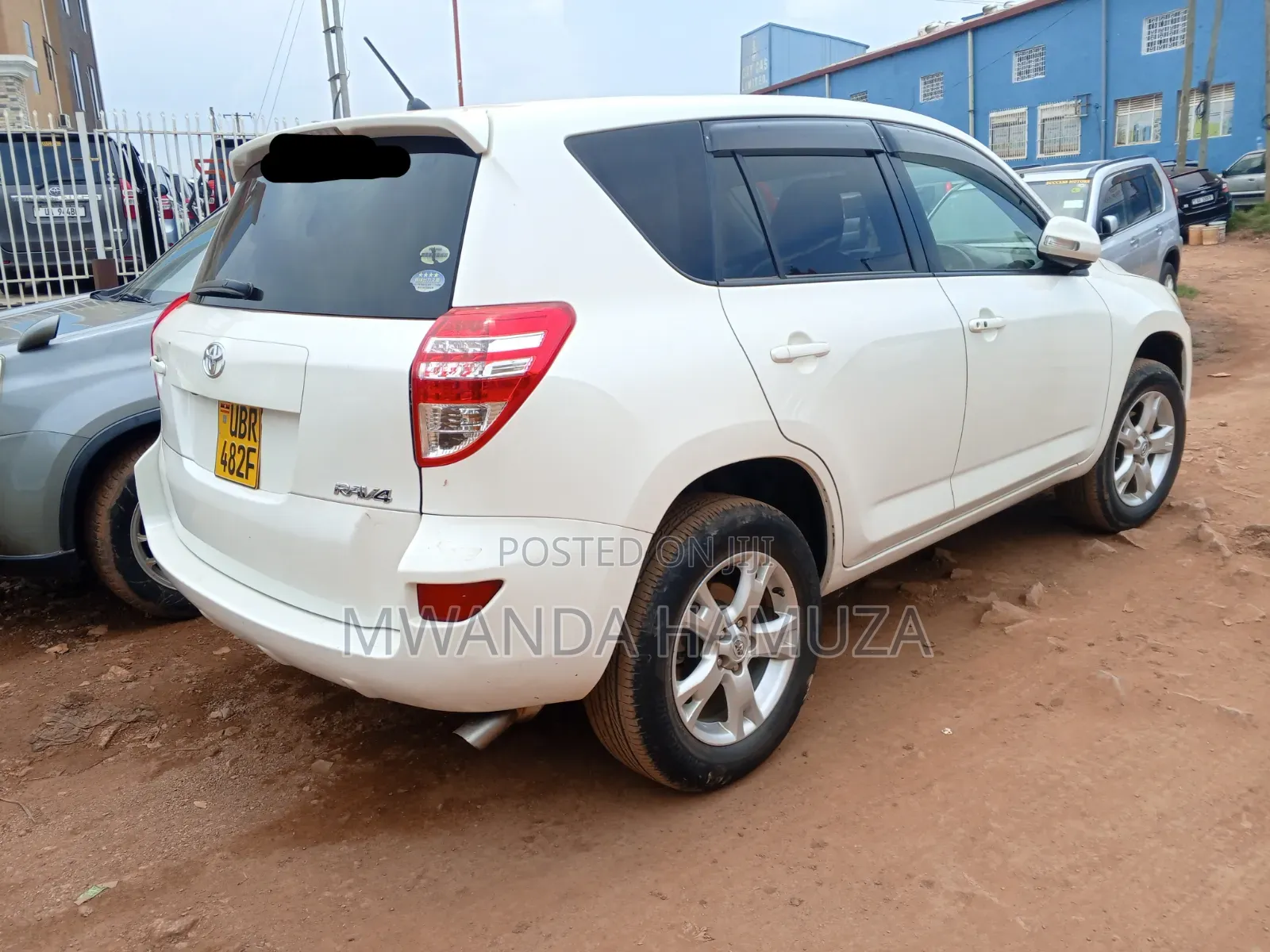 Toyota RAV4 2010 White