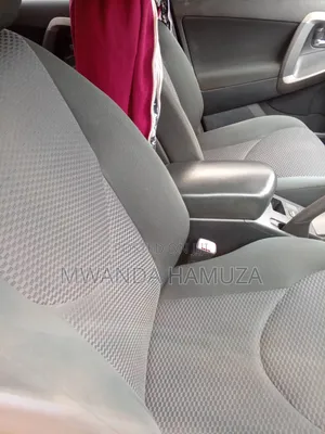 Toyota RAV4 2010 White