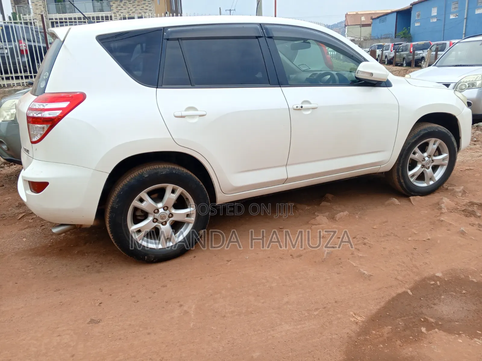 Toyota RAV4 2010 White