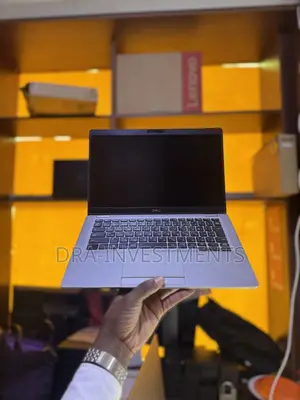 Laptop Dell Latitude 5310 16GB Intel Core i5 SSD 256GB