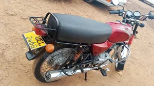 Bajaj Boxer 100 2017 Red