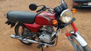 Bajaj Boxer 100 2017 Red