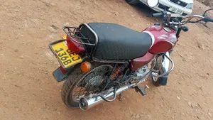 Bajaj Boxer 100 2016 Red