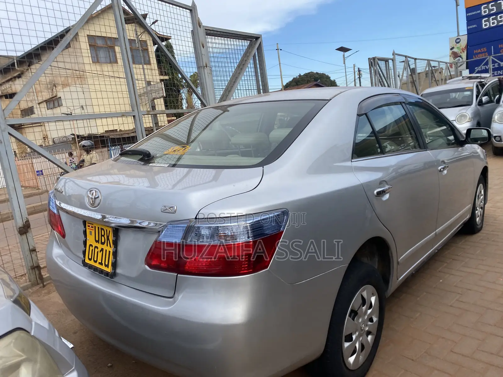 Toyota Premio 2010 White