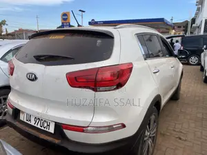 Kia Bongo 2014 White