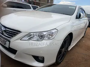 Toyota Mark X 2013 White