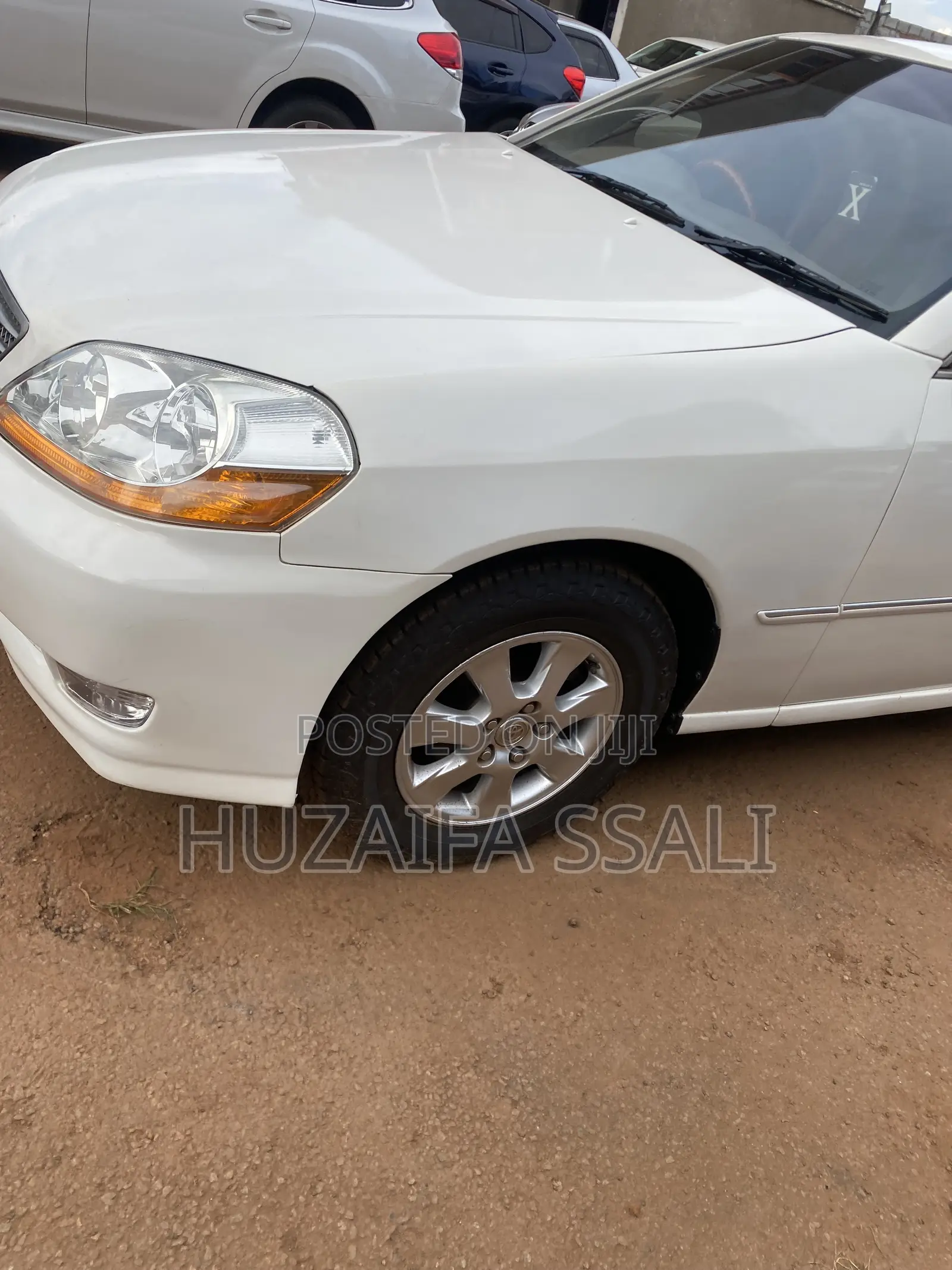 Toyota Grand HiAce 2002 White