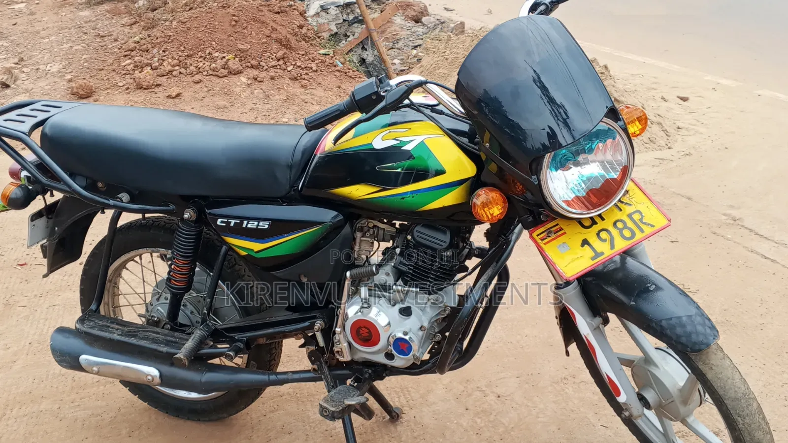 Bajaj Boxer 125 2021 Red