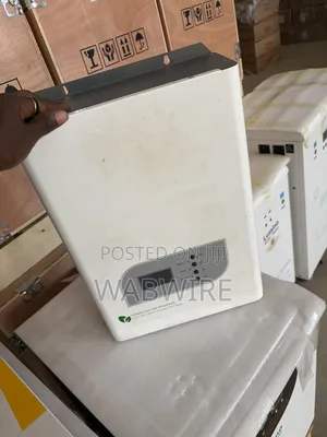 4000w Hybrid Inverter