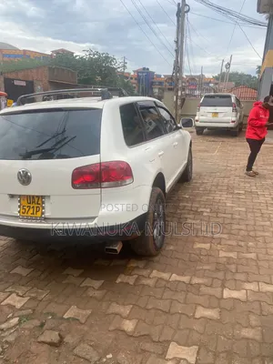 Volkswagen Touareg 2004 White