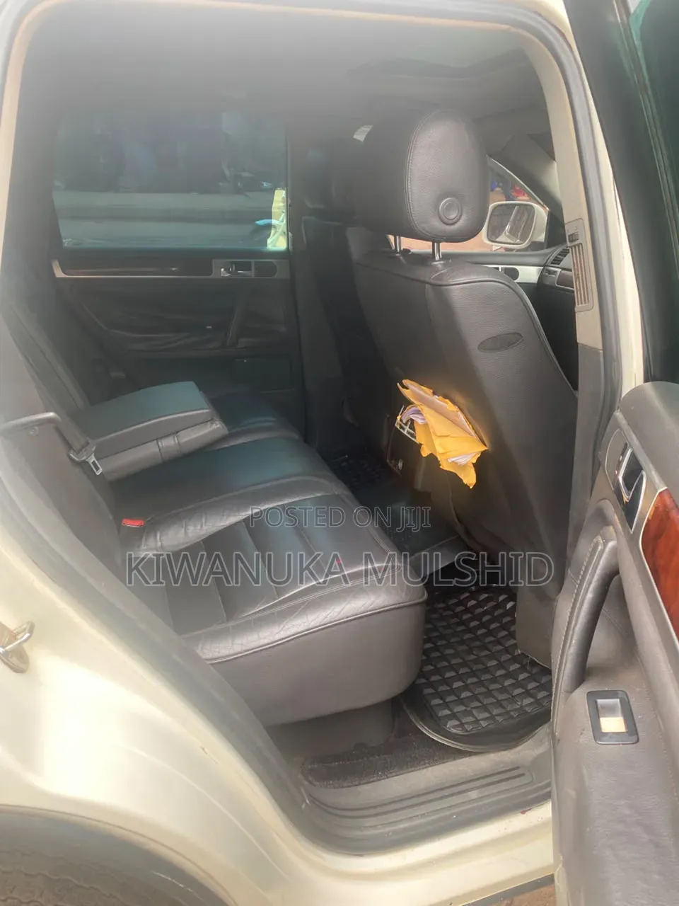 Volkswagen Touareg 2004 White