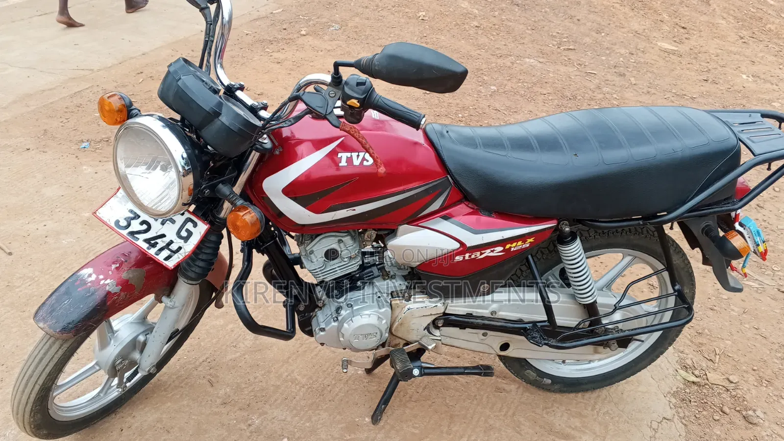 TVS HLX 125 2018 Red