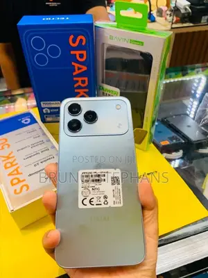 New Tecno Spark 50 128 GB Silver