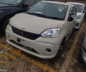 Toyota Passo 2017 Beige